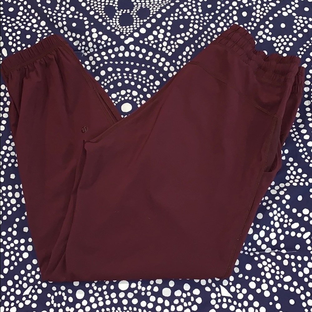 Lululemon Namaskar Crop - Garnet